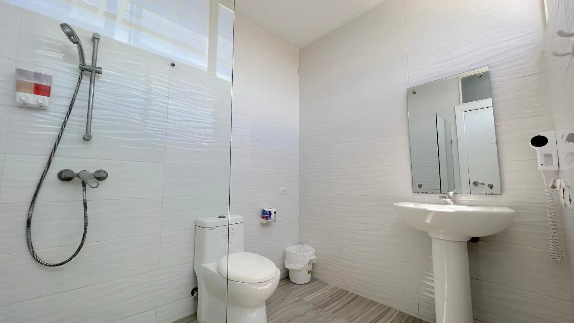 Vacation Suites With Rooftop Pool, Beach Club, Spa, Restaurants - Playa Los Corales Punta Cana 5*,