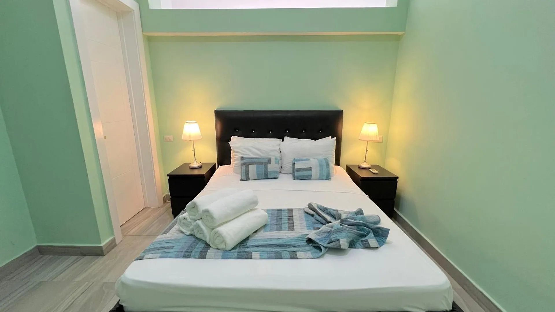 ***** Hotel Vacation Suites With Rooftop Pool, Beach Club, Spa, Restaurants - Playa Los Corales Punta Cana Dominican Republic