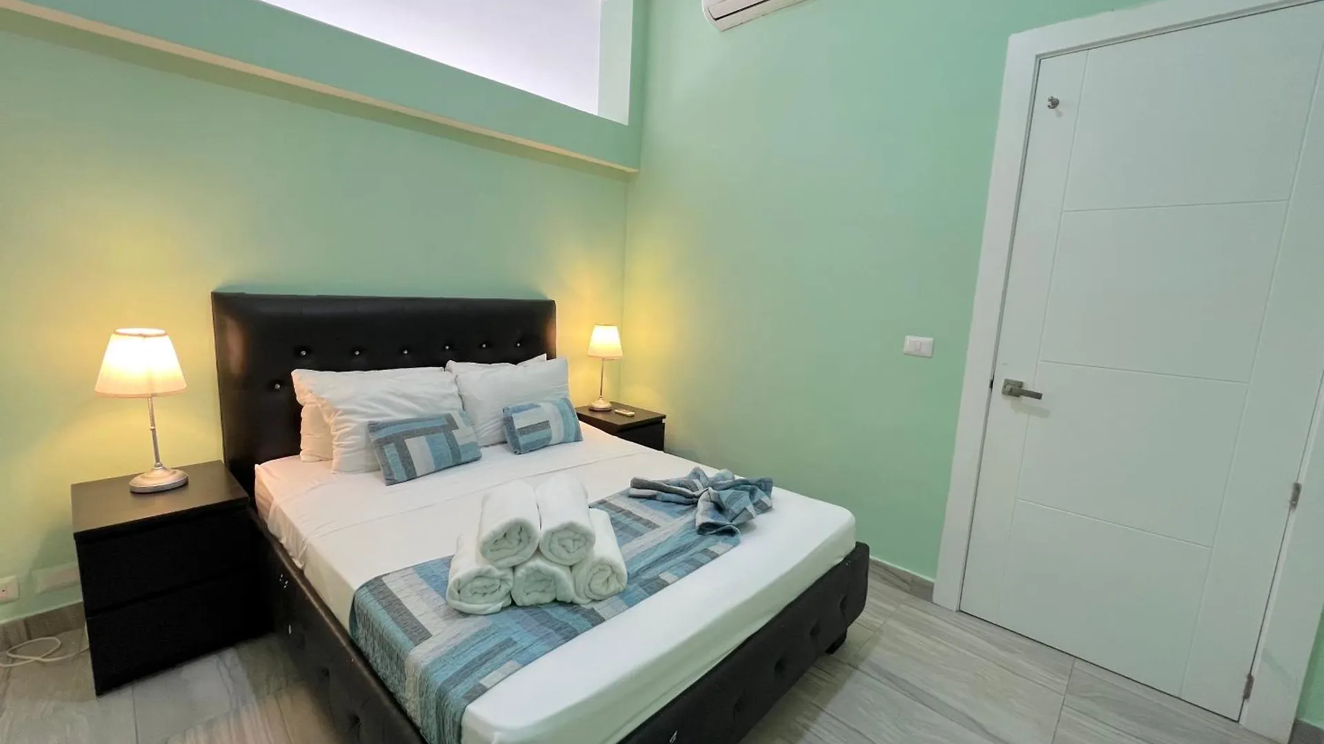 Vacation Suites With Rooftop Pool, Beach Club, Spa, Restaurants - Playa Los Corales Punta Cana República Dominicana